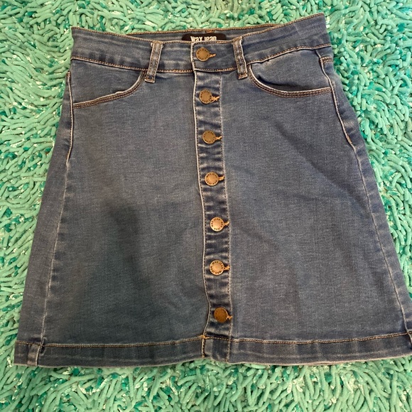 Jean skirt - Picture 1 of 1